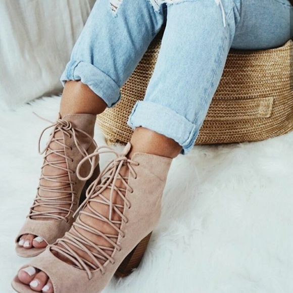 Shoes - 🚨LAST PAIR//The Beau// Nude Lace up Bootie